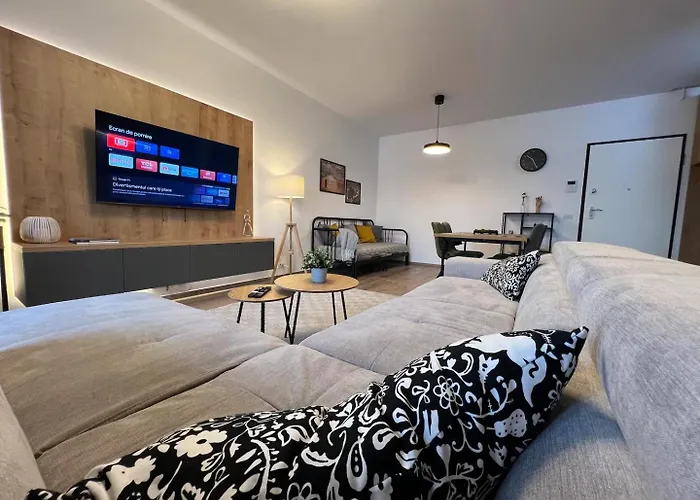 Appartement High-rise Luxury With Free Parking Bucarest