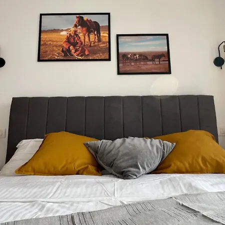 High-rise Luxury With Free Parking Апартаменты