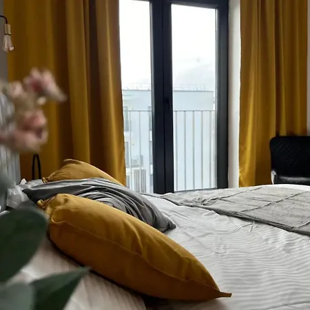 Апартаменты High-rise Luxury With Free Parking