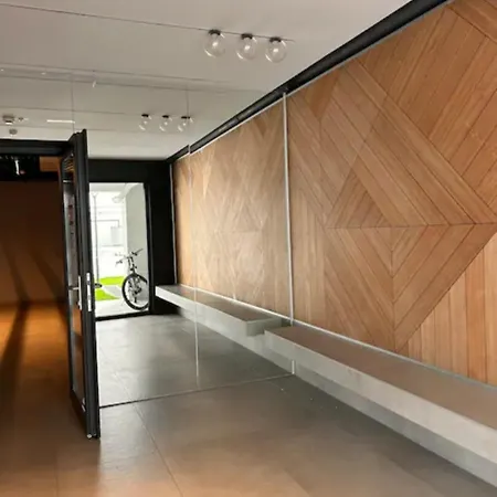 High-rise Luxury With Free Parking Апартаменты Бухарест