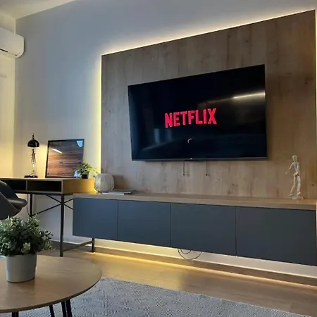 High-rise Luxury With Free Parking Lejlighed Bukarest