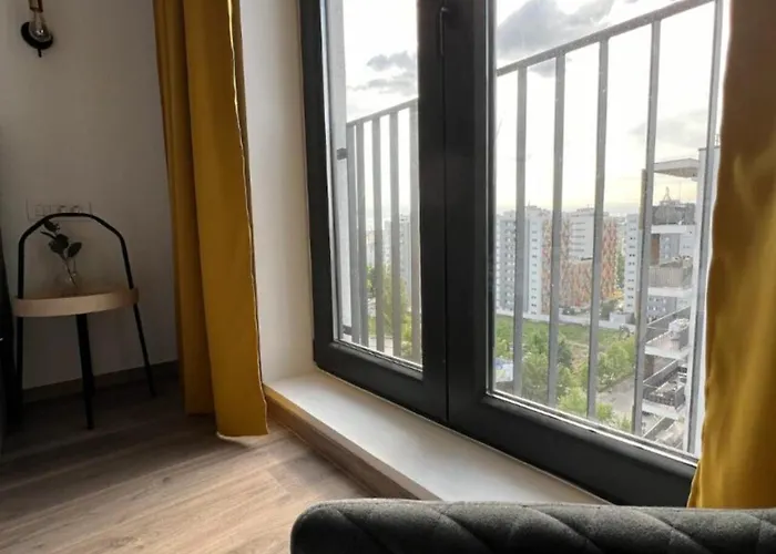 High-rise Luxury With Free Parking * 布加勒斯特