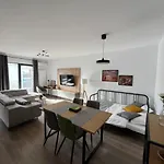 High-rise Luxury With Free Parking * Βουκουρέστι