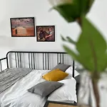 High-rise Luxury With Free Parking Διαμέρισμα *